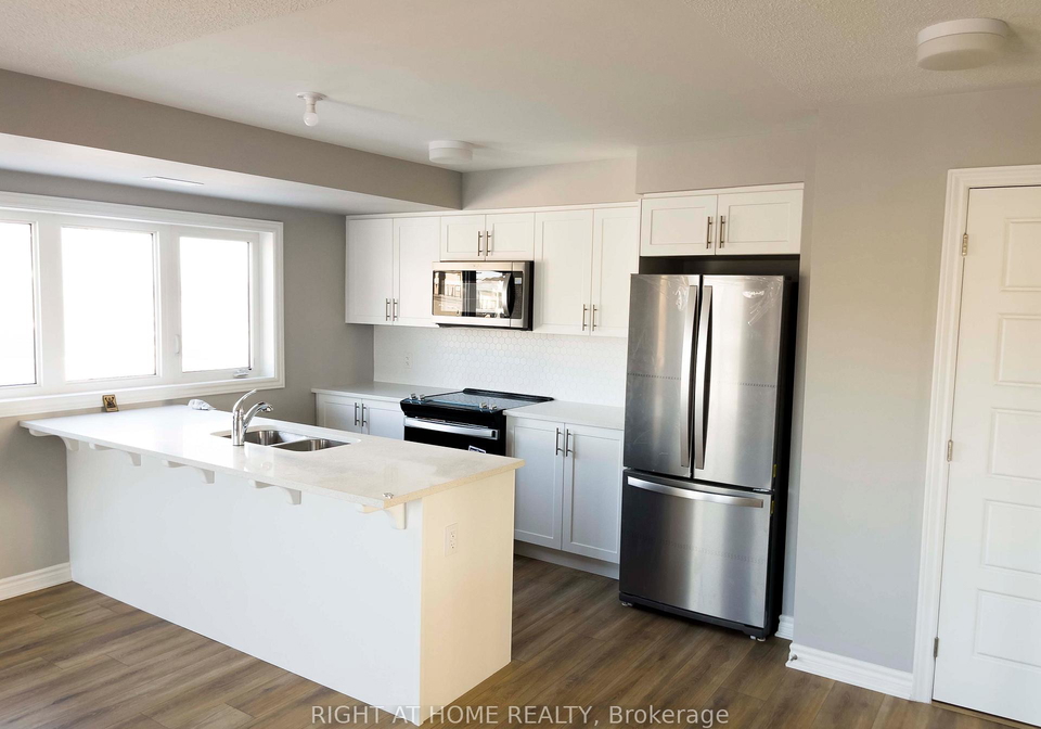 712-lapland-private-kanata-ontario-x12492636