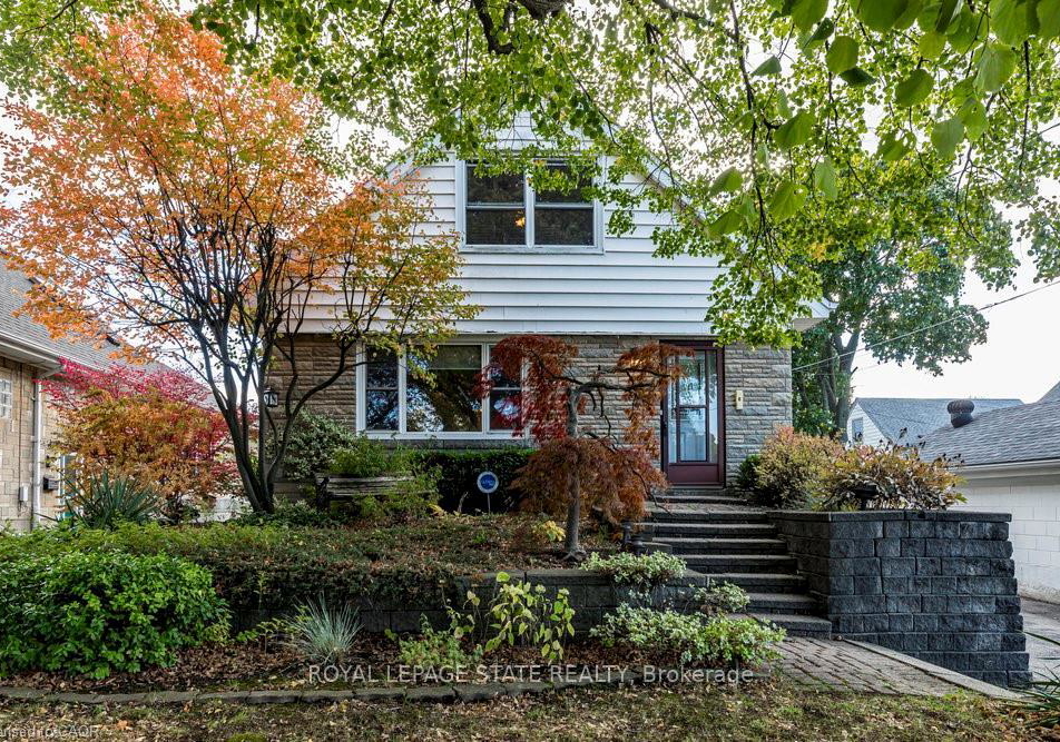8-sylvia-crescent-hamilton-ontario-x12492850