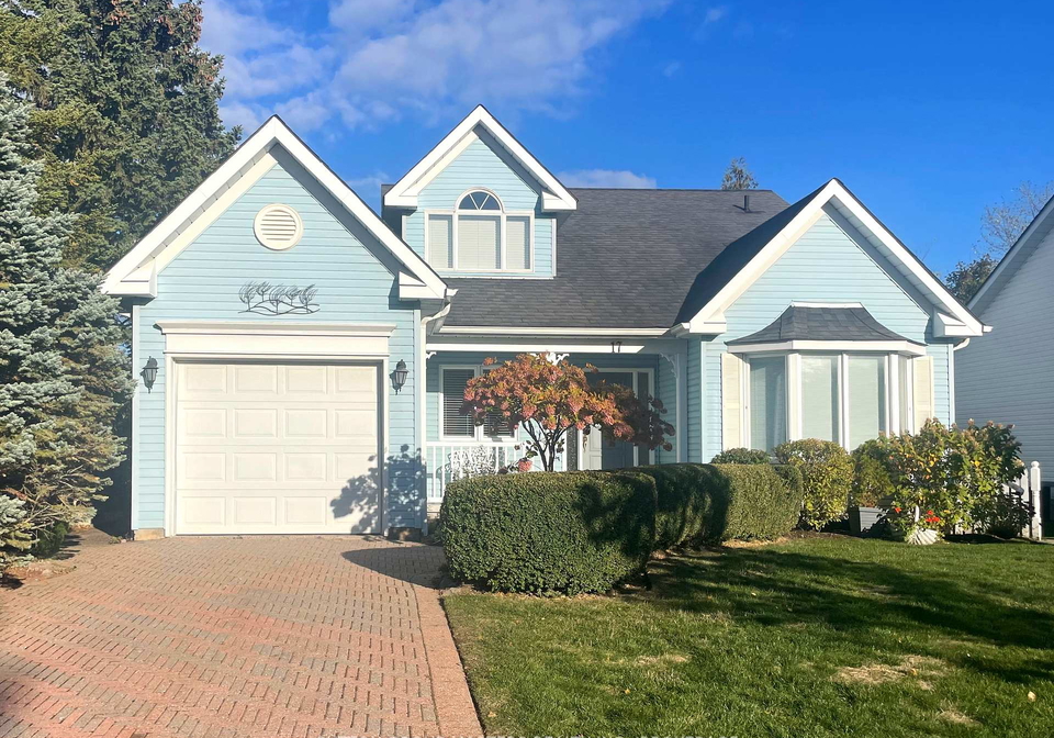 17-country-club-drive-loyalist-ontario-x12493126