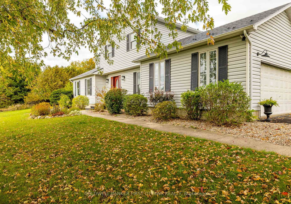 100-manion-heights-crescent-ottawa-ontario-x12493144