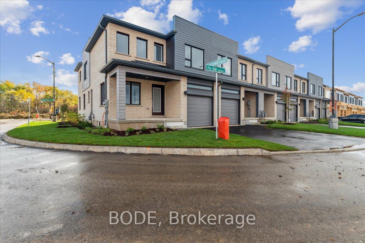 5-pin-oak-common-cambridge-ontario-x12493508