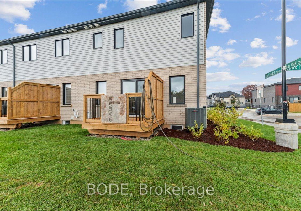 5-pin-oak-common-cambridge-ontario-x12493508