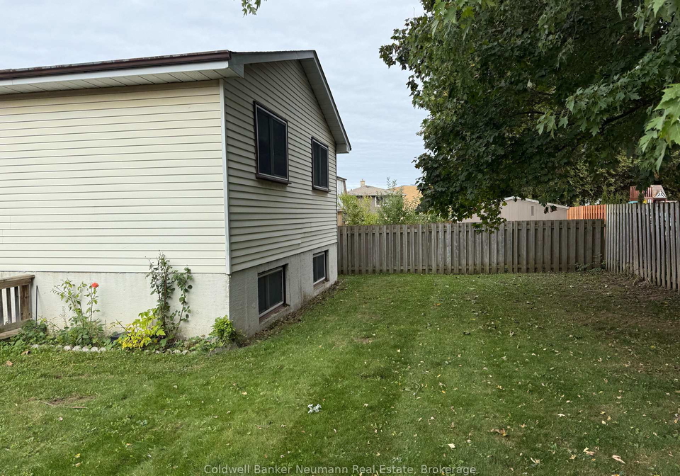 125-queensdale-crescent-guelph-ontario-x12493612