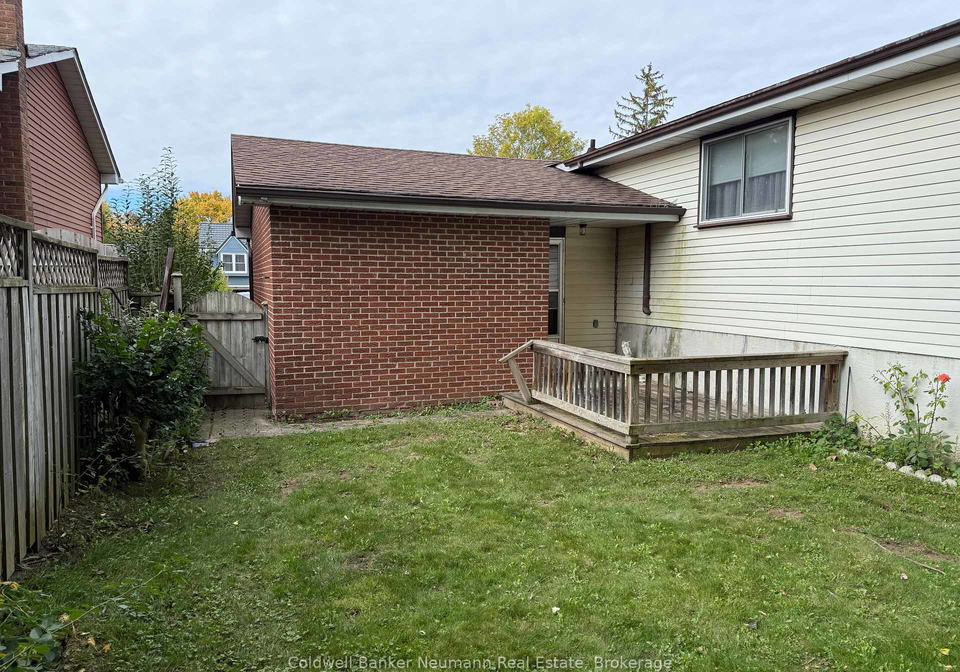 125-queensdale-crescent-guelph-ontario-x12493612