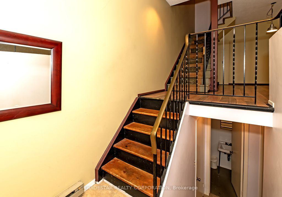 122-renova-private-ottawa-ontario-x12494822