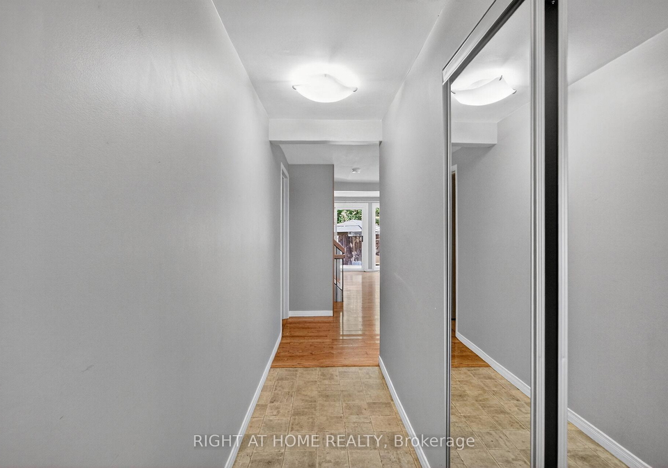 90-sherway-drive-ottawa-ontario-x12494832