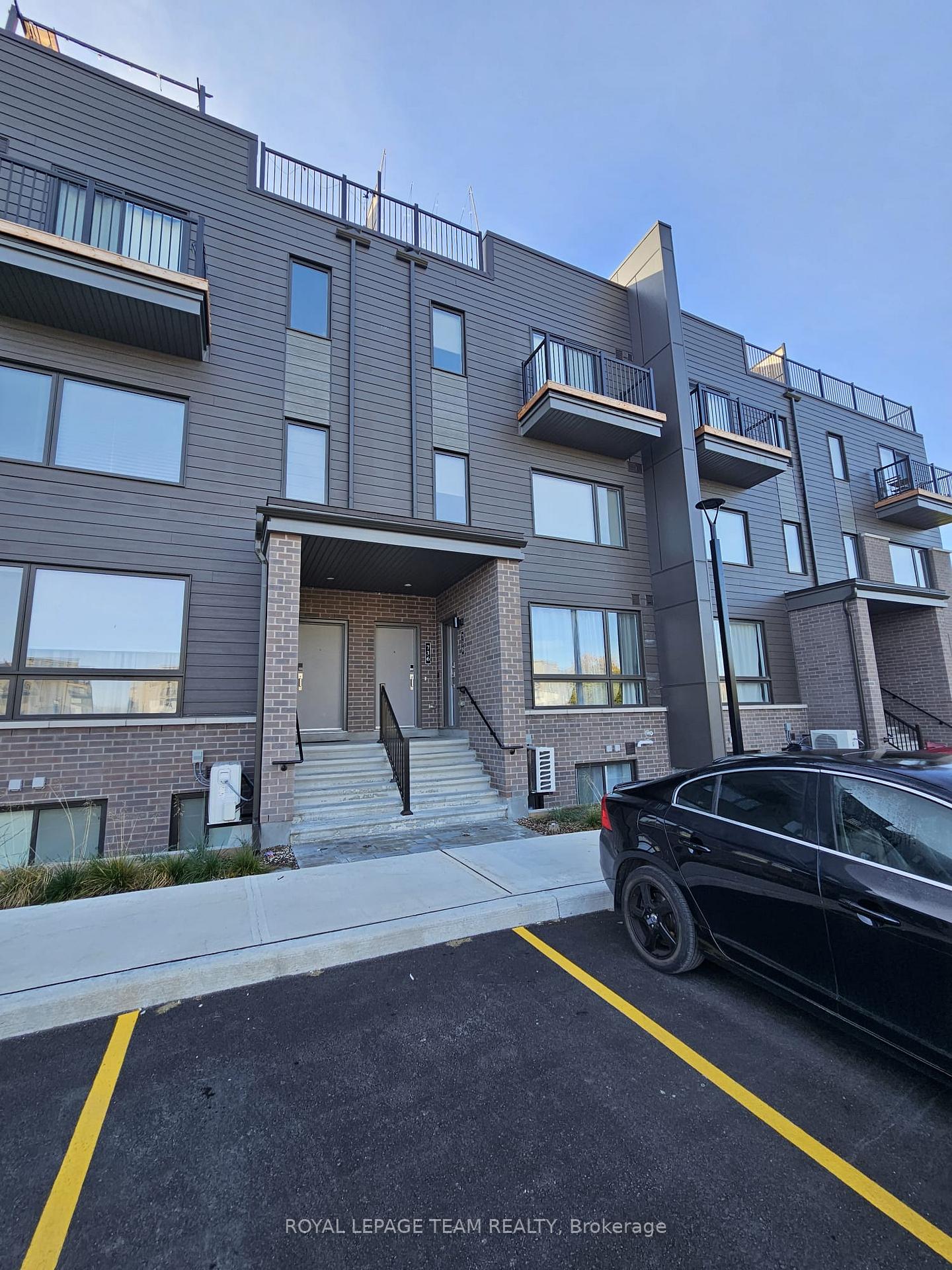 736-mishi-private-ottawa-ontario-x12496100