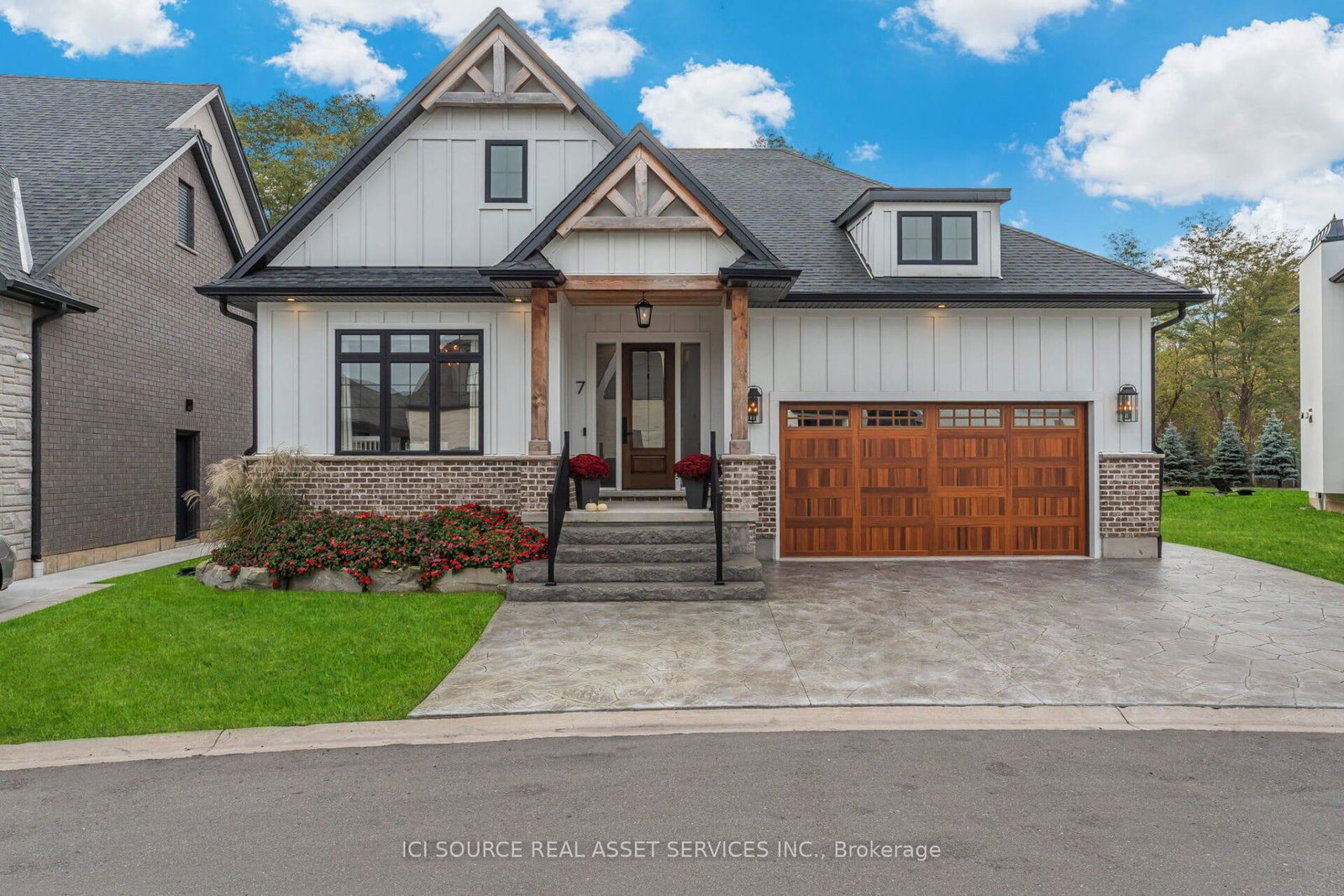 7-fedorkow-lane-niagara-on-the-lake-ontario-x12496428