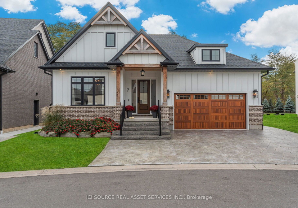 7-fedorkow-lane-niagara-on-the-lake-ontario-x12496428