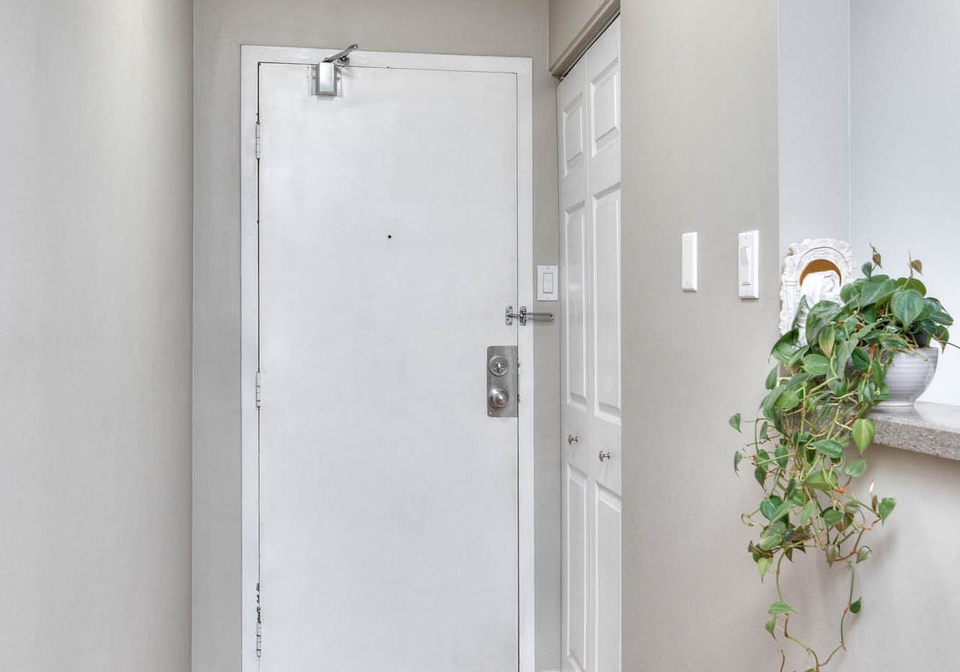 64-benton-street-kitchener-ontario-x12496464