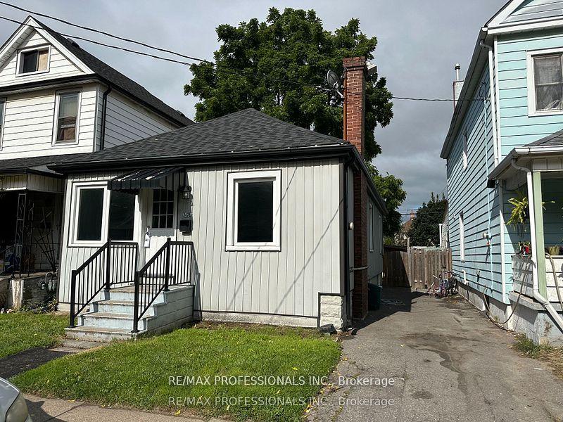1675-grosvenor-avenue-n-hamilton-ontario-x12496824