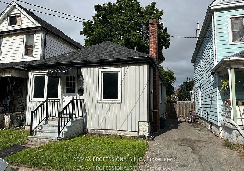 1675-grosvenor-avenue-n-hamilton-ontario-x12496824