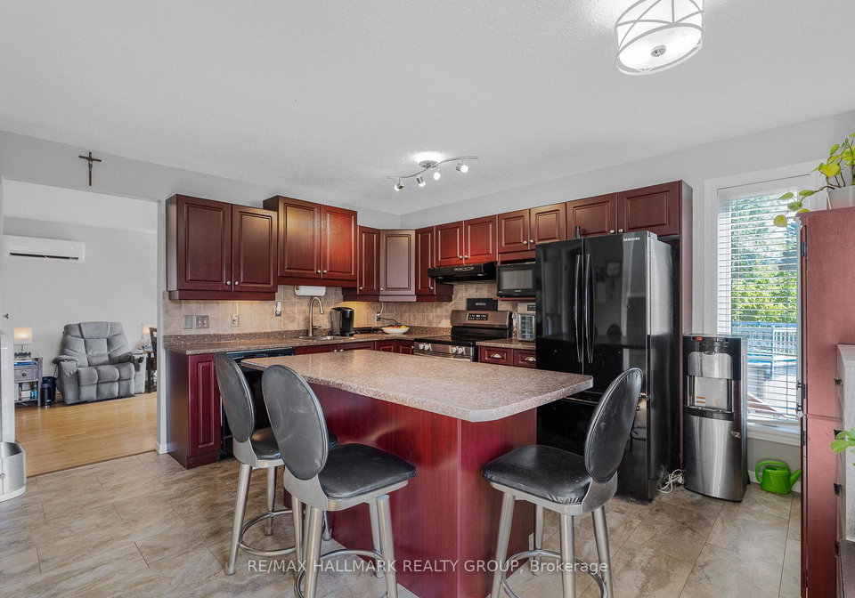 1115-cholette-crescent-ottawa-ontario-x12496944