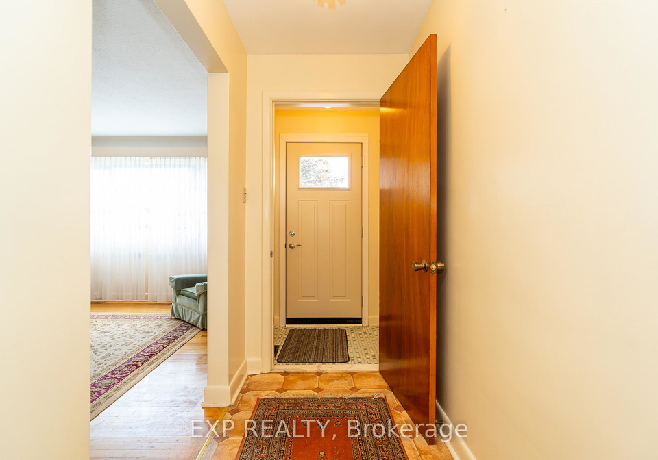 1008-riddell-avenue-s-ottawa-ontario-x12497094