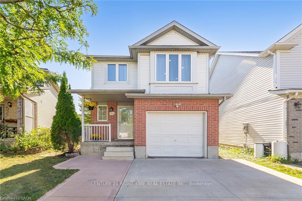 525-chablis-drive-e-waterloo-ontario-x12497100