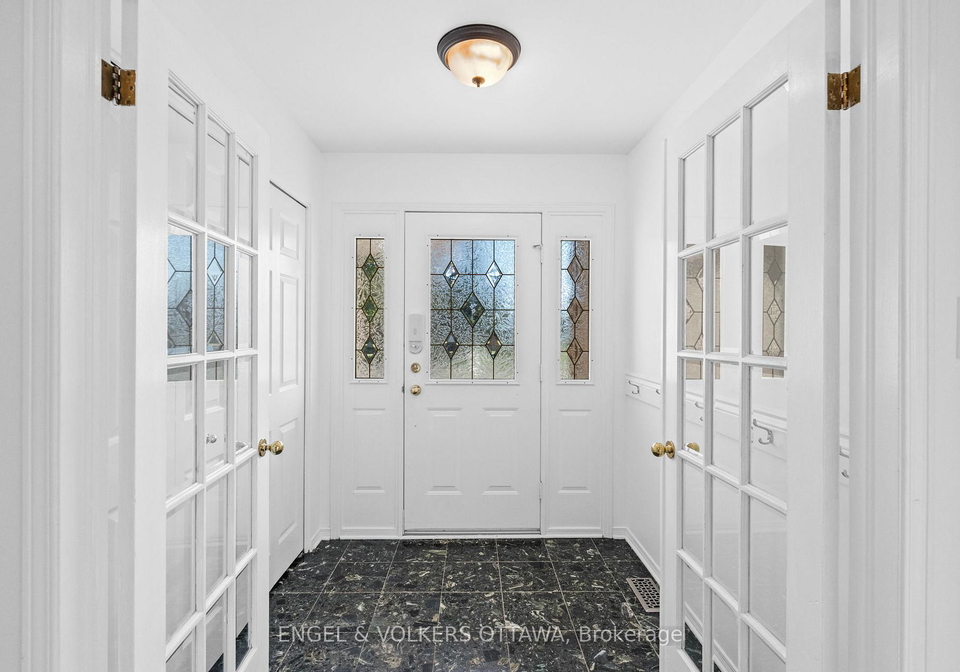 841-montcrest-drive-ottawa-ontario-x12497432