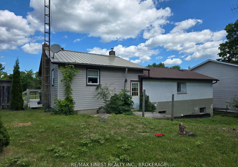 10555-road-38-frontenac-ontario-x12497694