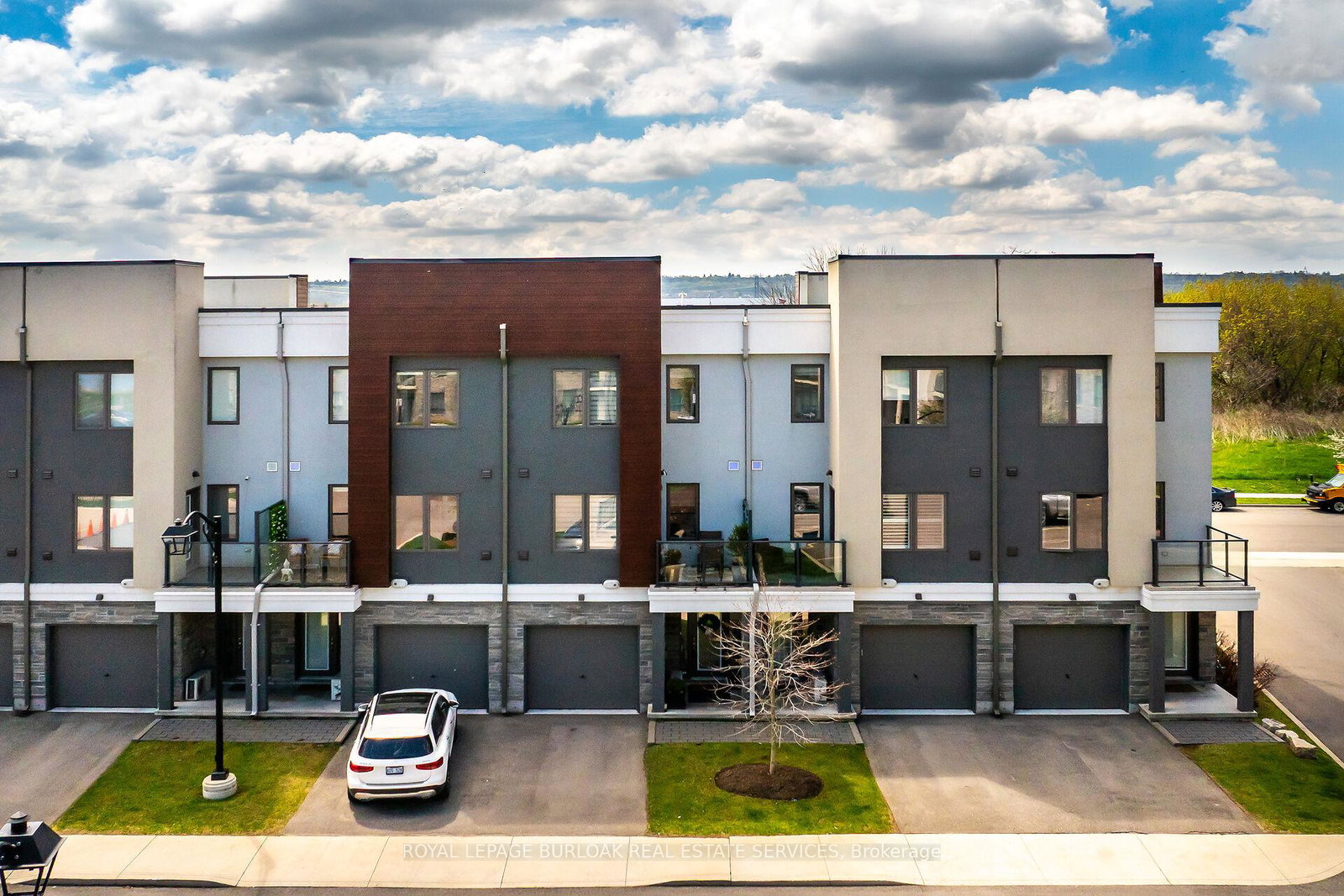 115-shoreview-place-hamilton-ontario-x12498132