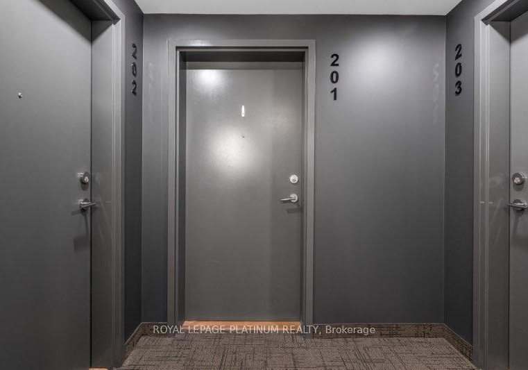 110-fergus-avenue-kitchener-ontario-x12498140