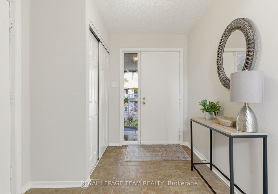 1404-forge-street-ottawa-ontario-x12498316