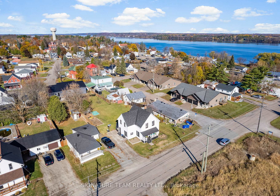 22-astrolabe-road-whitewater-region-ontario-x12498568