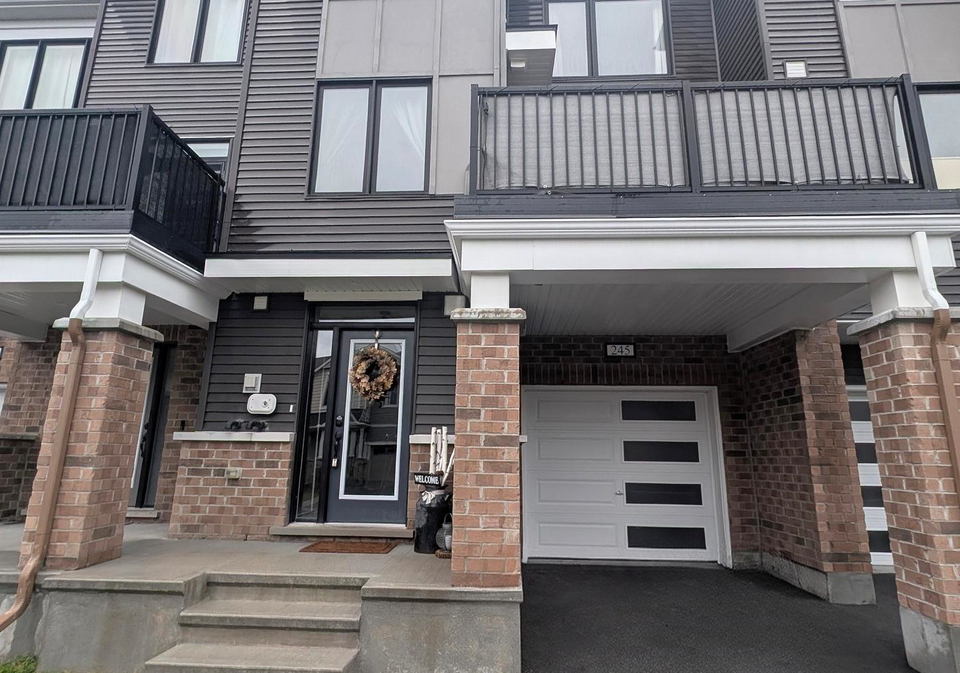 245-atima-circle-ottawa-ontario-x12498720