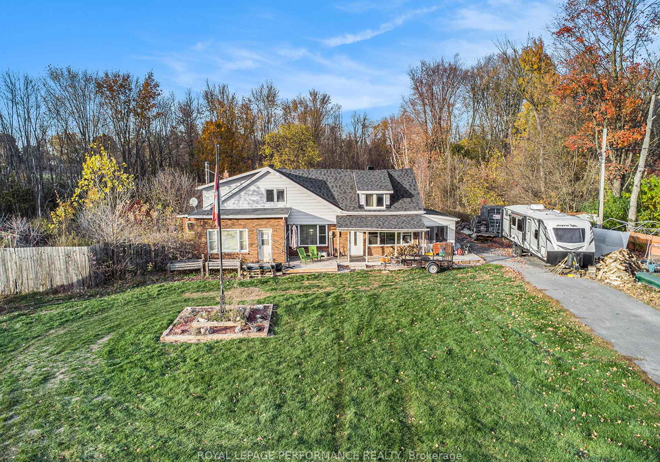 16015-county-2-road-south-stormont-ontario-x12499242