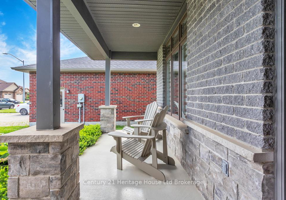 12-oliver-crescent-zorra-ontario-x12499476