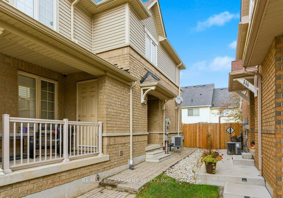 113-thornlodge-drive-hamilton-ontario-x12499596