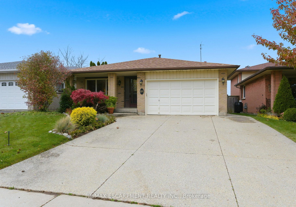 68-firenze-street-hamilton-ontario-x12499662