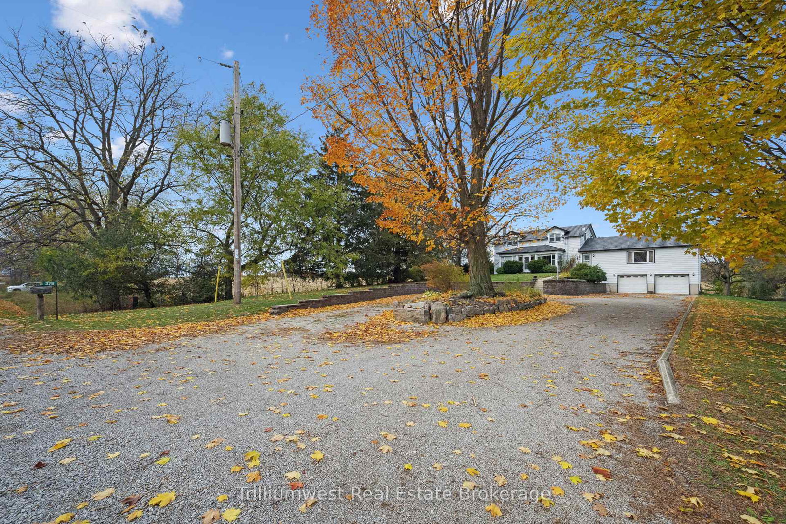 379-little-lake-road-norfolk-ontario-x12501450