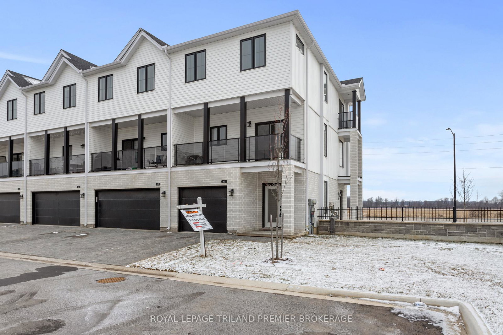 1781-henrica-avenue-london-north-ontario-x12501856