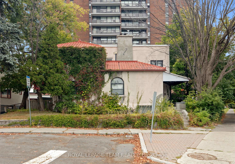 334-queen-elizabeth-drive-ottawa-ontario-x12502138