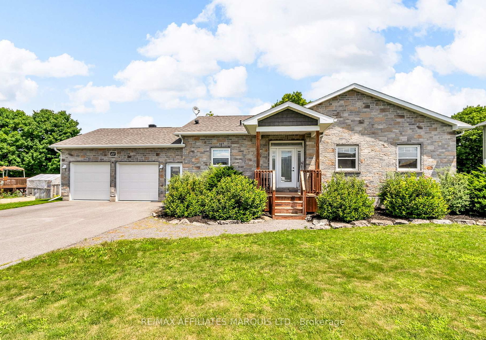 23-calco-crescent-north-stormont-ontario-x12502142