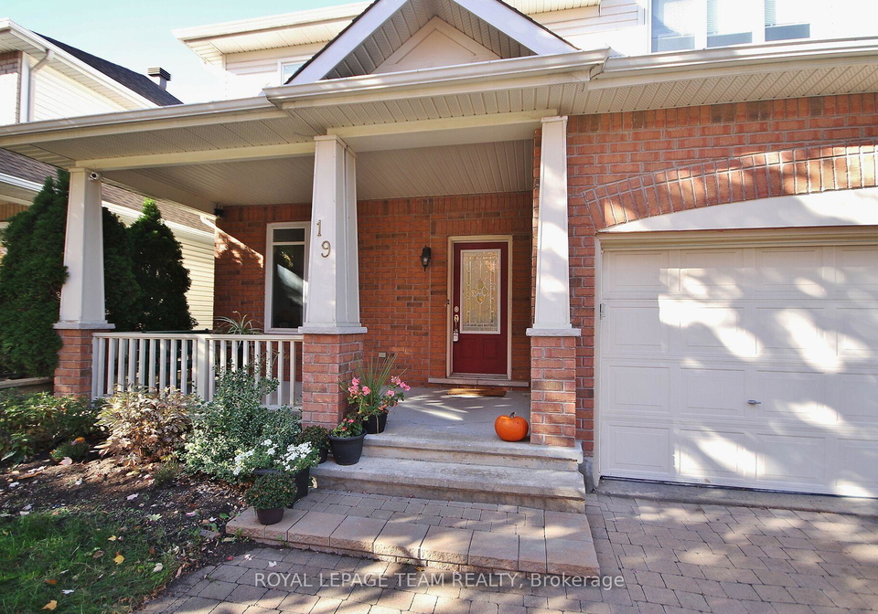 19-athena-way-ottawa-ontario-x12502158