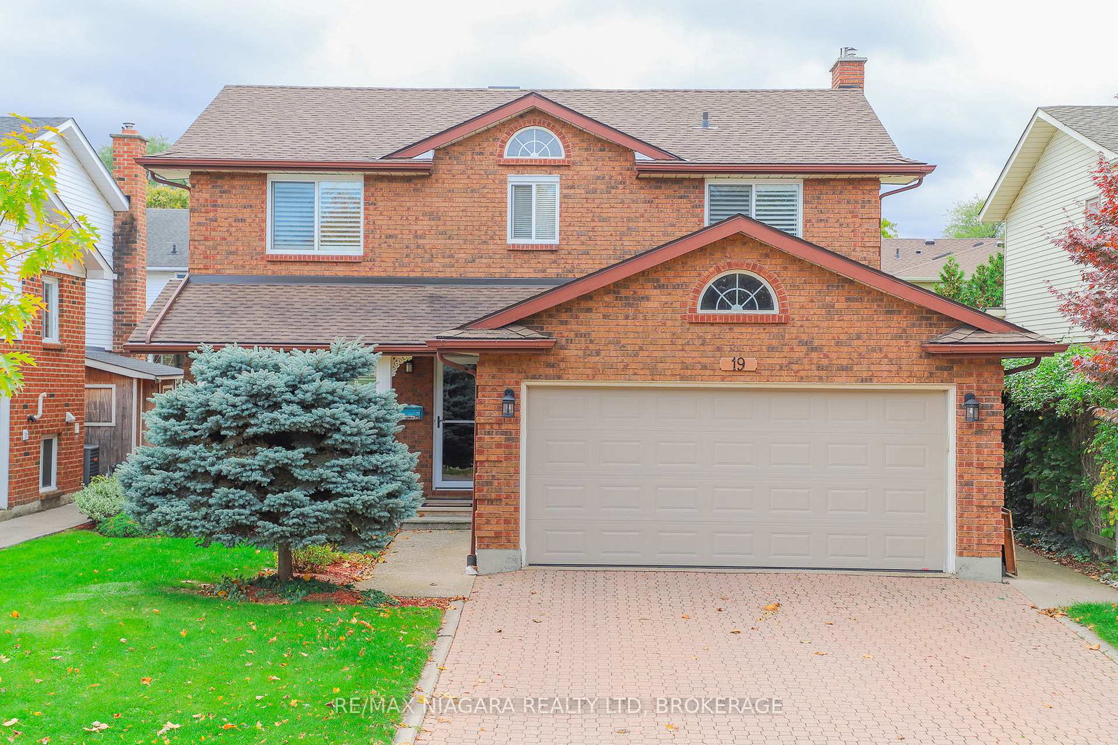 19-elderwood-drive-st-catharines-ontario-x12502336