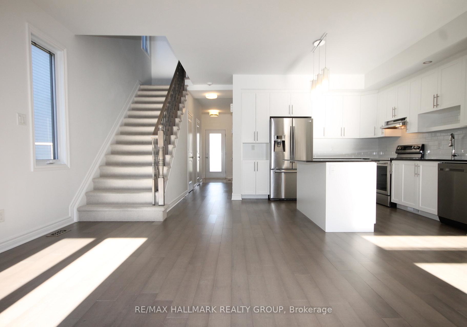 280-munro-street-carleton-place-ontario-x12502420