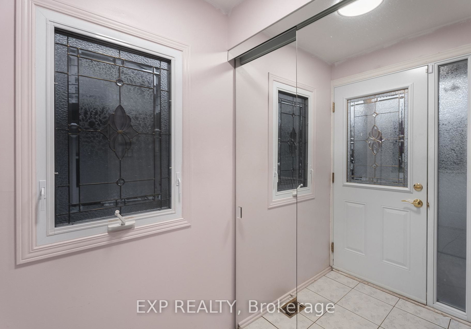 109-woodfield-drive-ottawa-ontario-x12503002