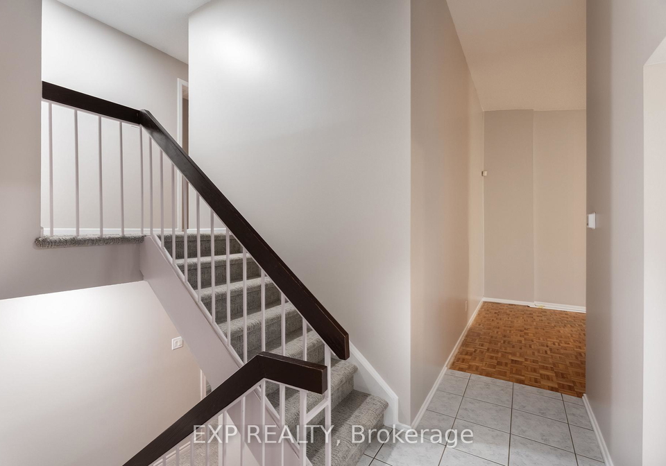 109-woodfield-drive-ottawa-ontario-x12503002