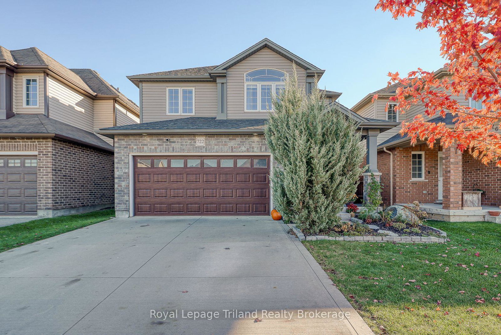 722-frontenac-crescent-woodstock-ontario-x12503276