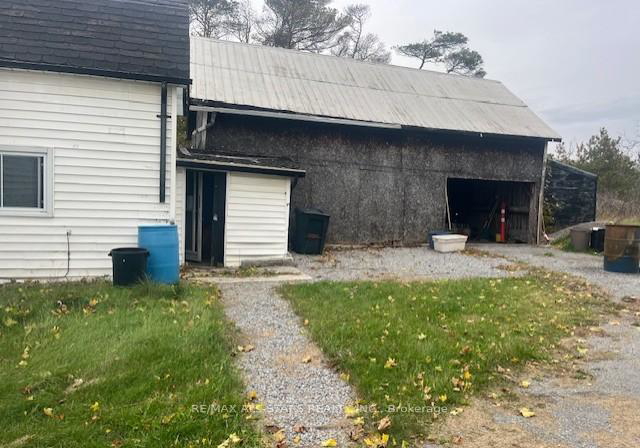 1415-county-4-road-douro-dummer-ontario-x12503760