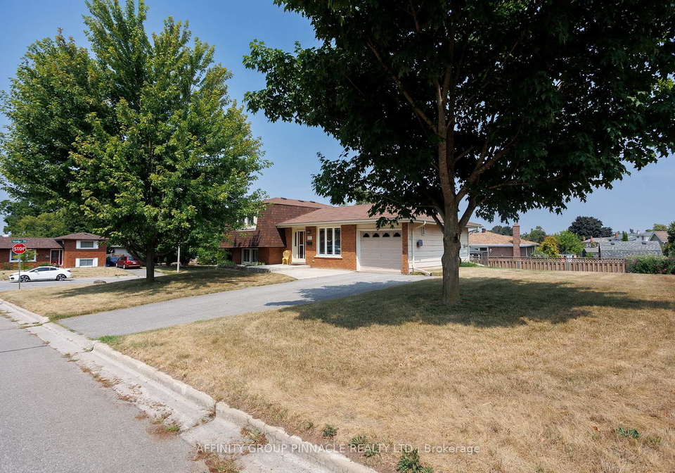 573-saugeen-crescent-peterborough-south-ontario-x12504392