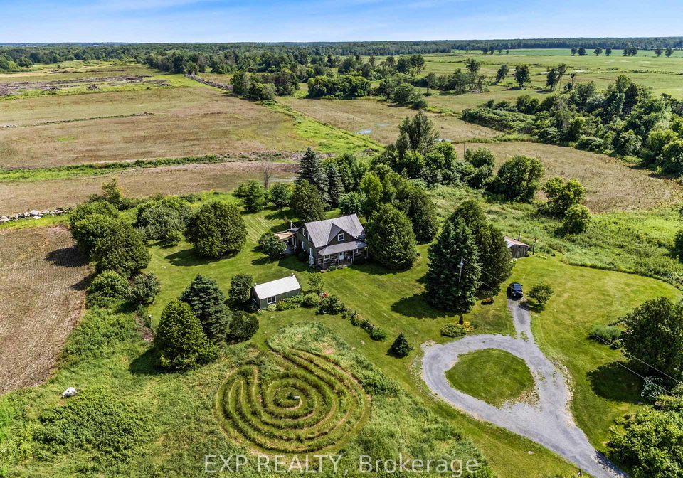 201612-laggan-glenelg-road-north-glengarry-ontario-x12504520