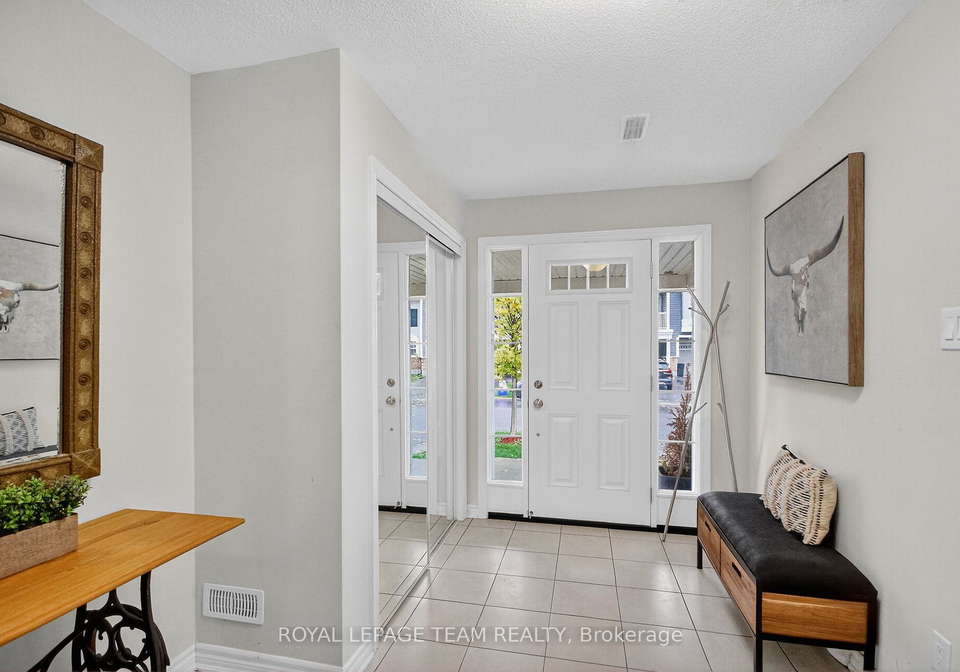303-pumpkinseed-crescent-ottawa-ontario-x12505274