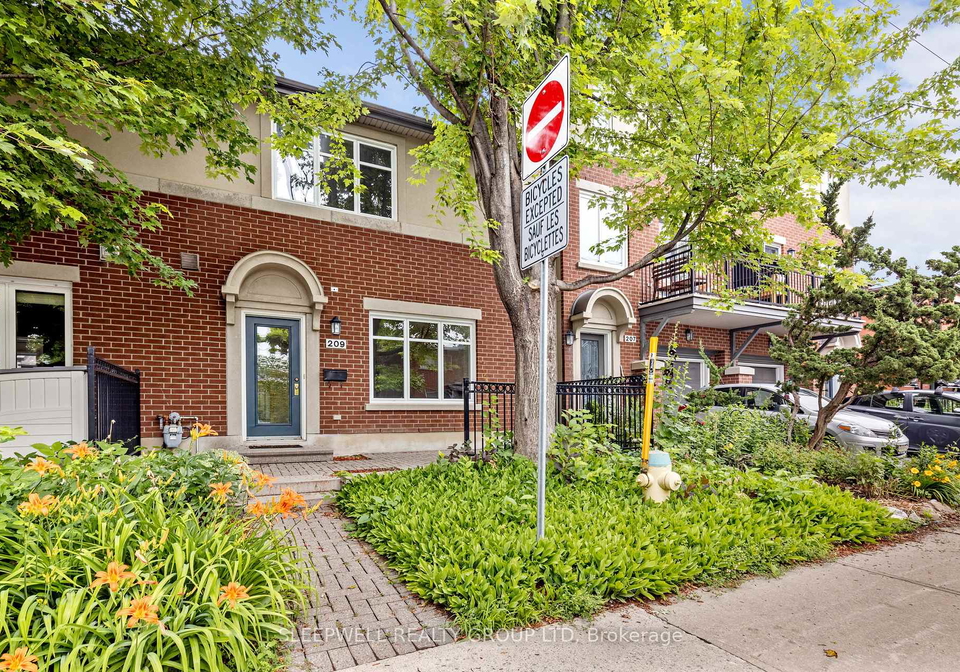 209-hopewell-avenue-ottawa-ontario-x12505566