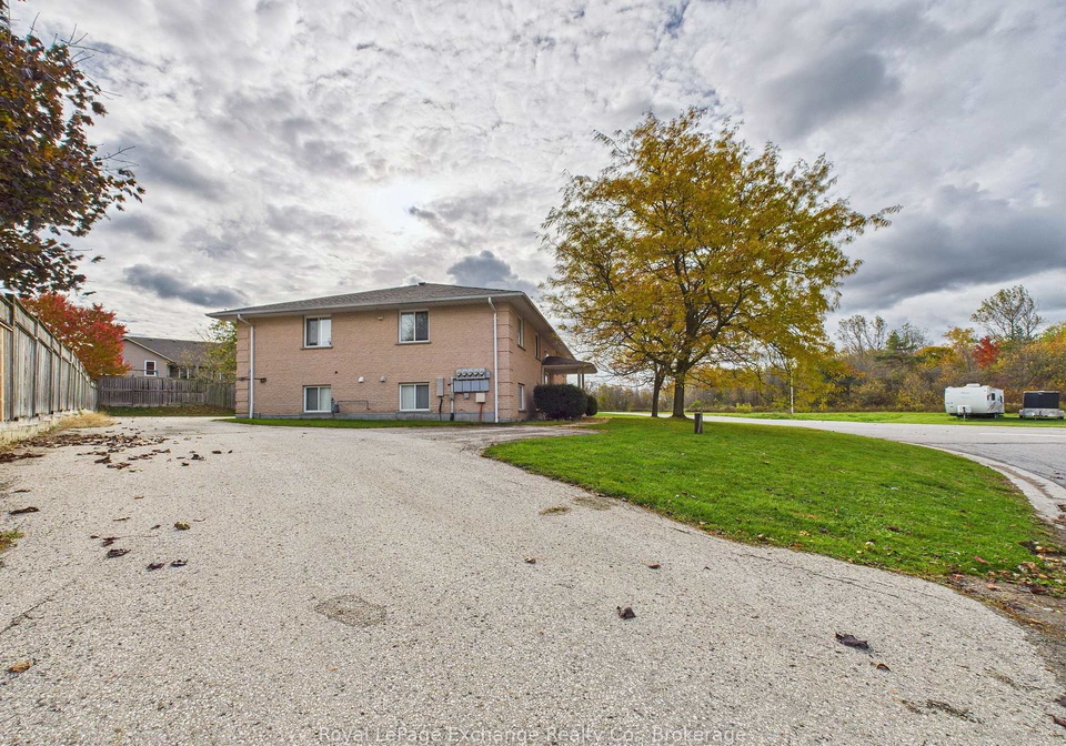403-highland-drive-north-huron-ontario-x12505758