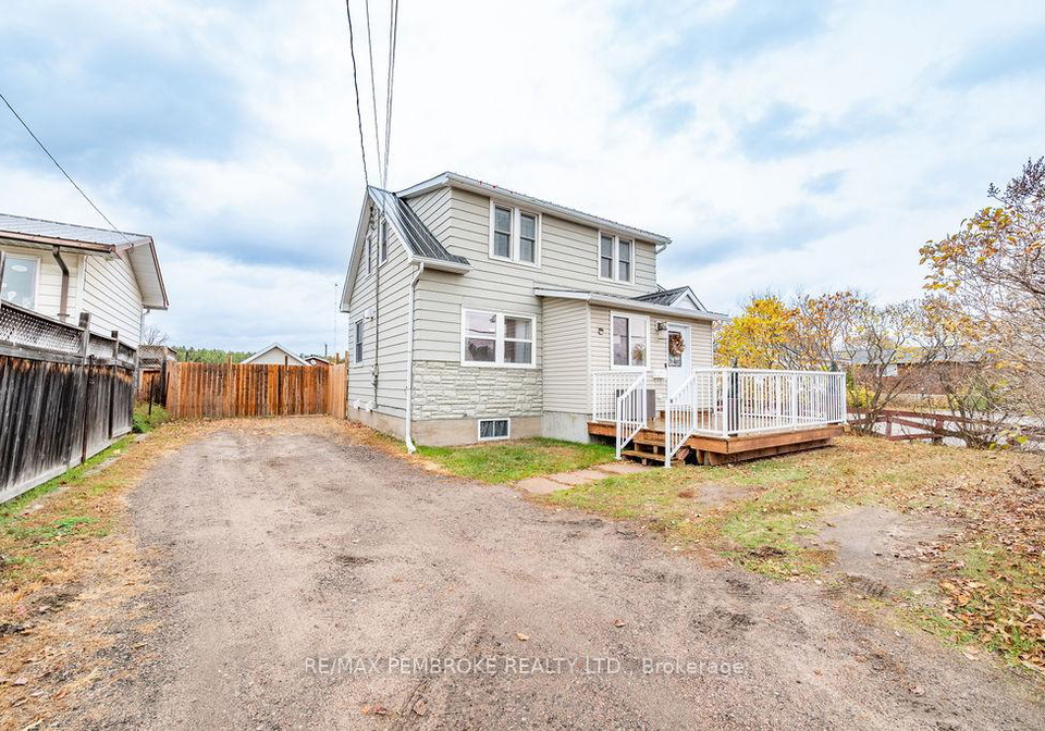 3245-petawawa-boulevard-petawawa-ontario-x12506324