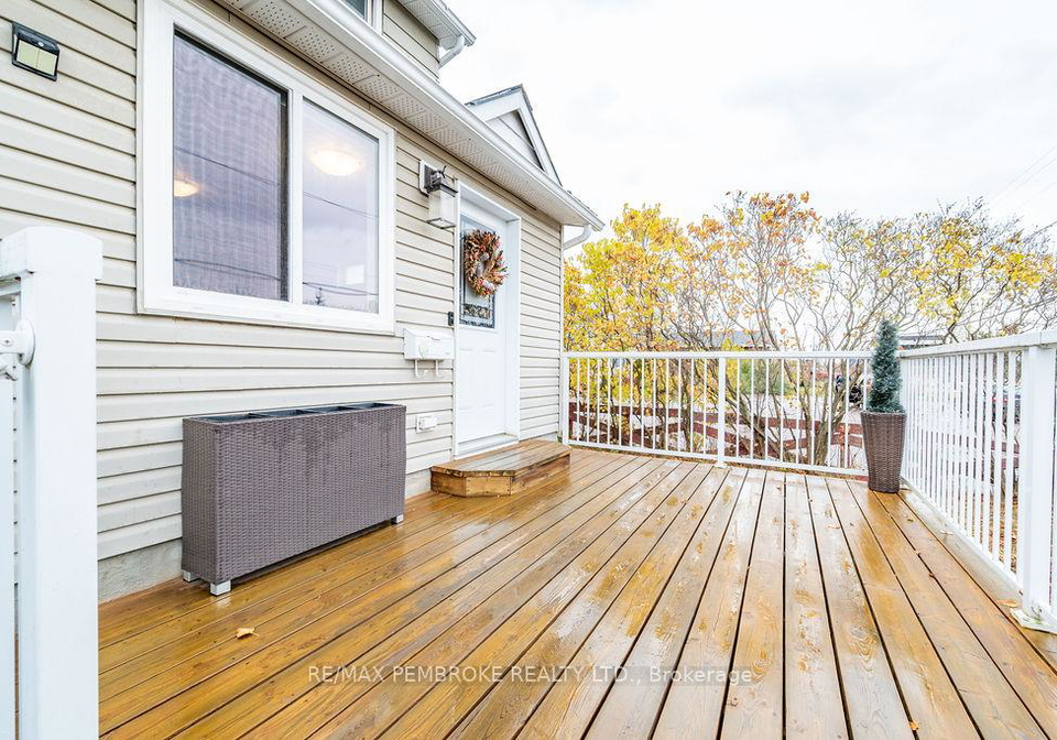 3245-petawawa-boulevard-petawawa-ontario-x12506324