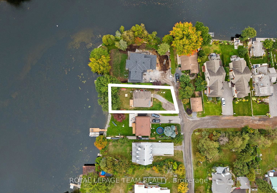 1119-firefly-lane-ottawa-ontario-x12506638