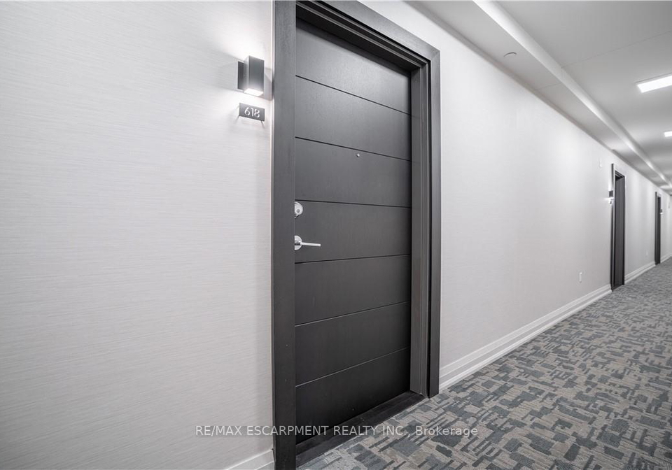 212-king-william-street-hamilton-ontario-x12506666